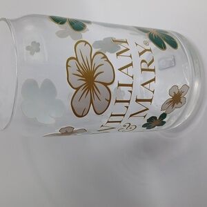 William & Mary Beer Can Glass